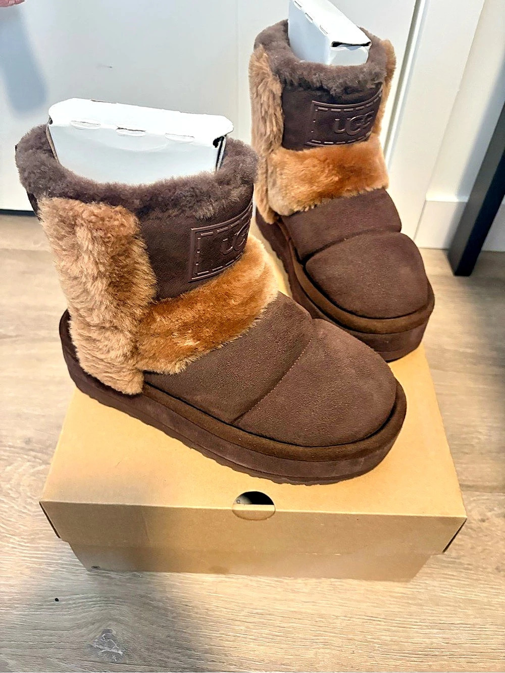 UGG Classic Chillapeak Brown Winter Boots US 8 NWT